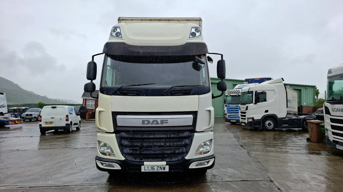 2016 Daf CF 310  Space Cab , 27 Foot Curtain Sider - Image 2