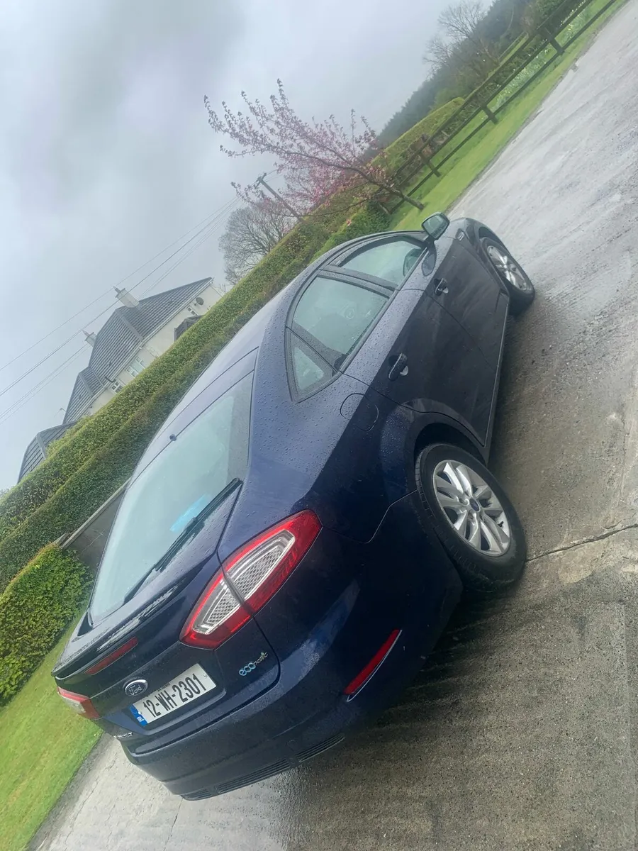 Ford mondeo - Image 2