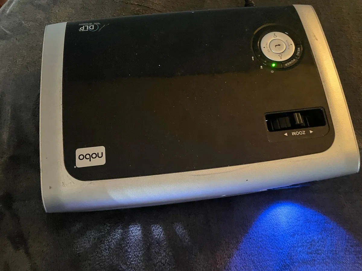 Projector - Image 2