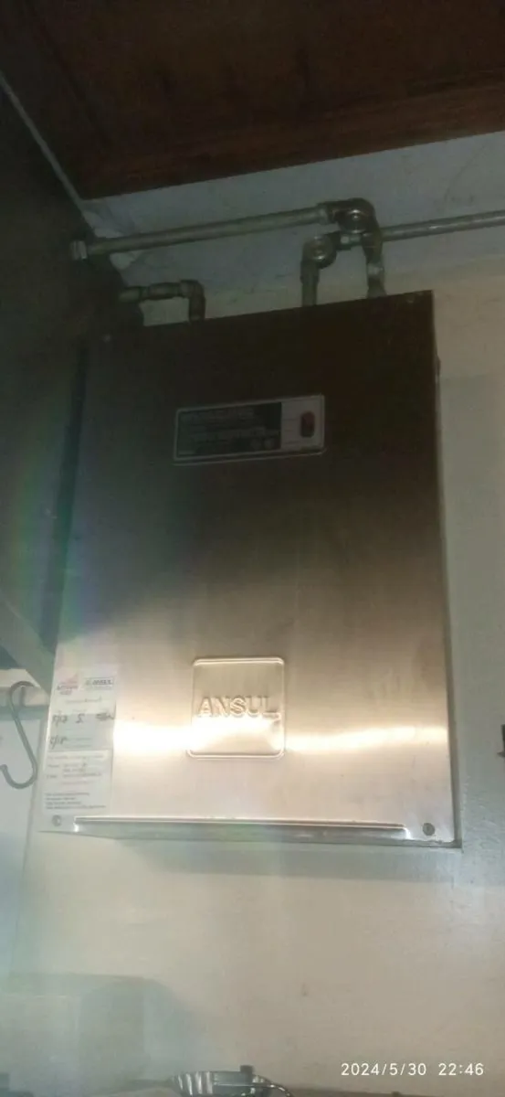 Commercial kitchen extractor hood - Image 4