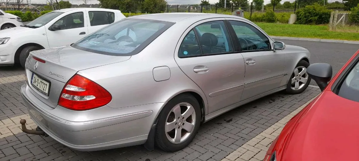 2004 Mercedes E200, Full service History, Nct'd - Image 3