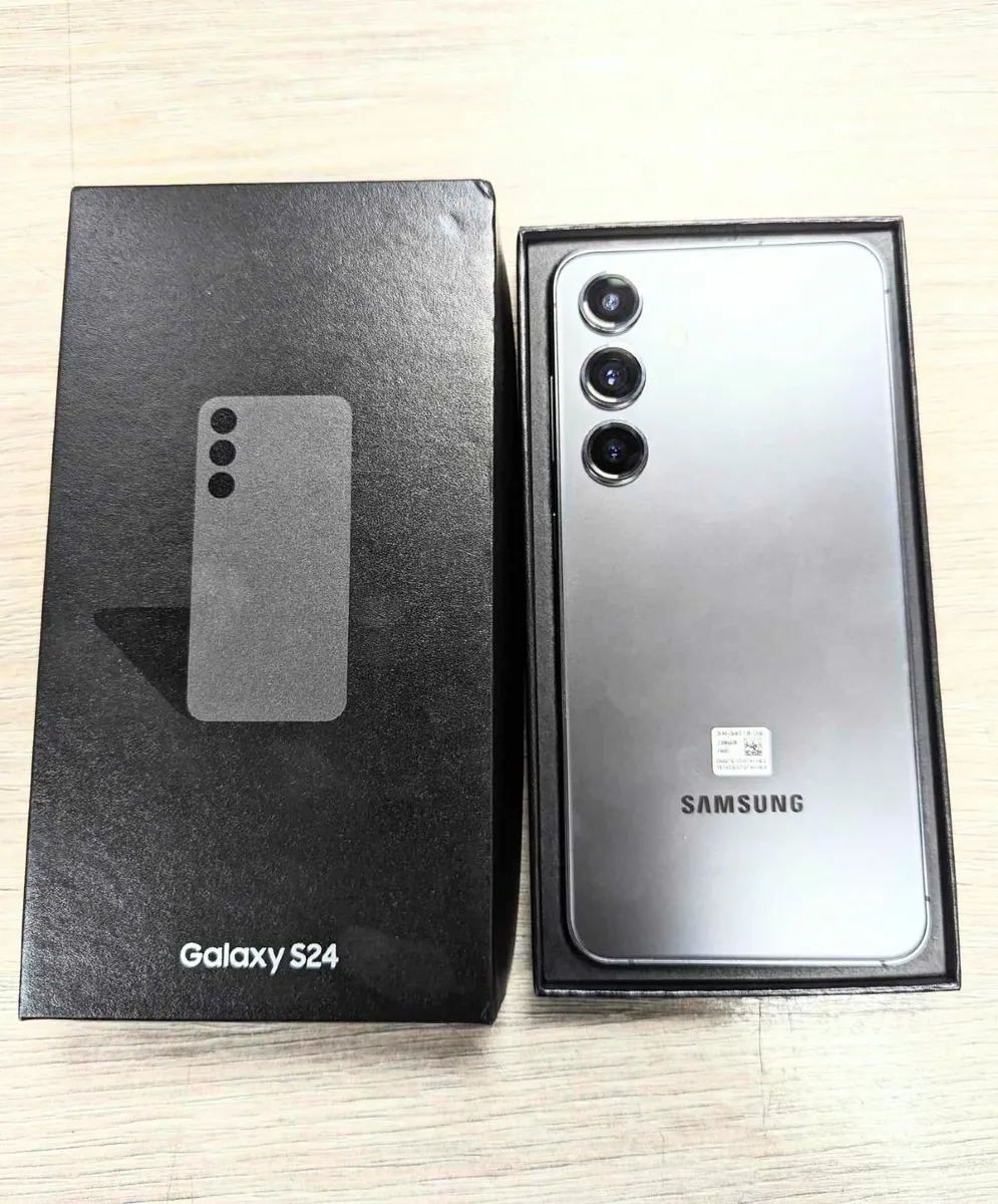 SAMSUNG S24 - Image 1