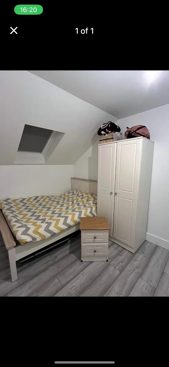 Bedroom set