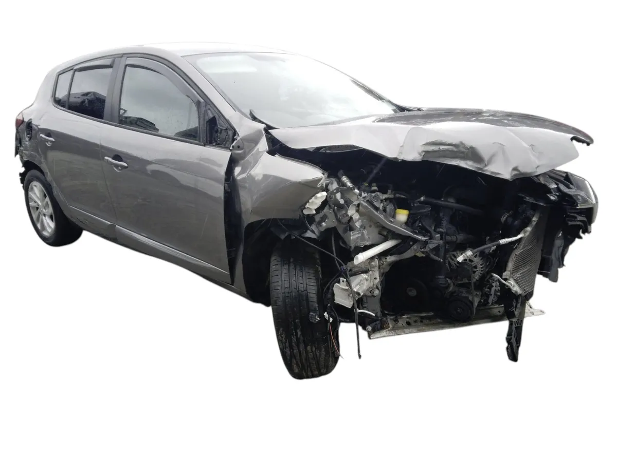 2015 RENAULT MEGANE For Breaking/Dismantling - Image 1