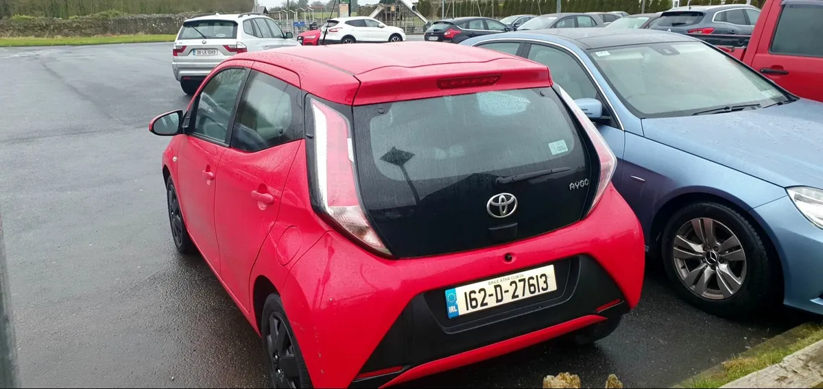 Toyota Aygo 2016 - Image 2