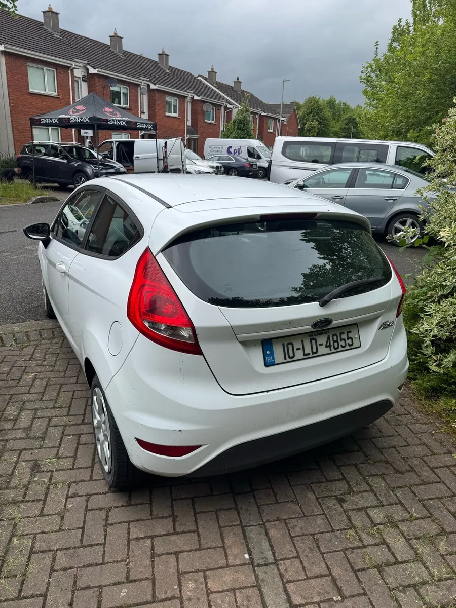 Ford Fiesta - Image 4