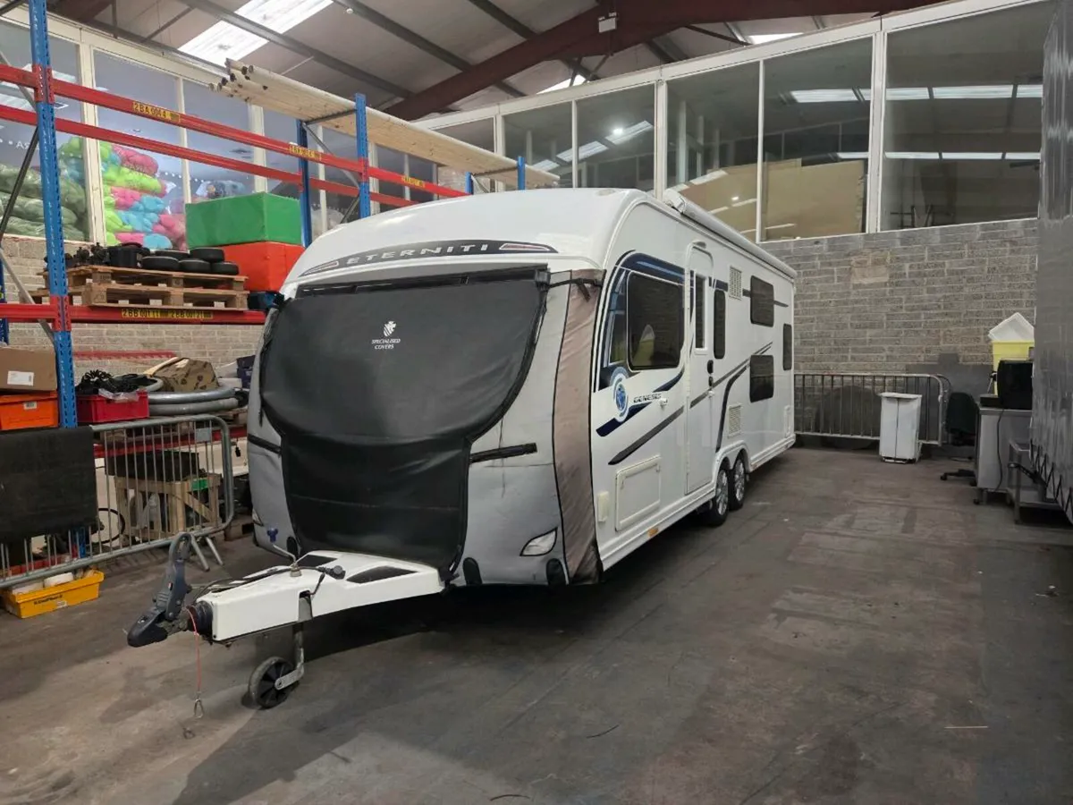 Eterniti FB6 caravan (6 berth) - Image 2