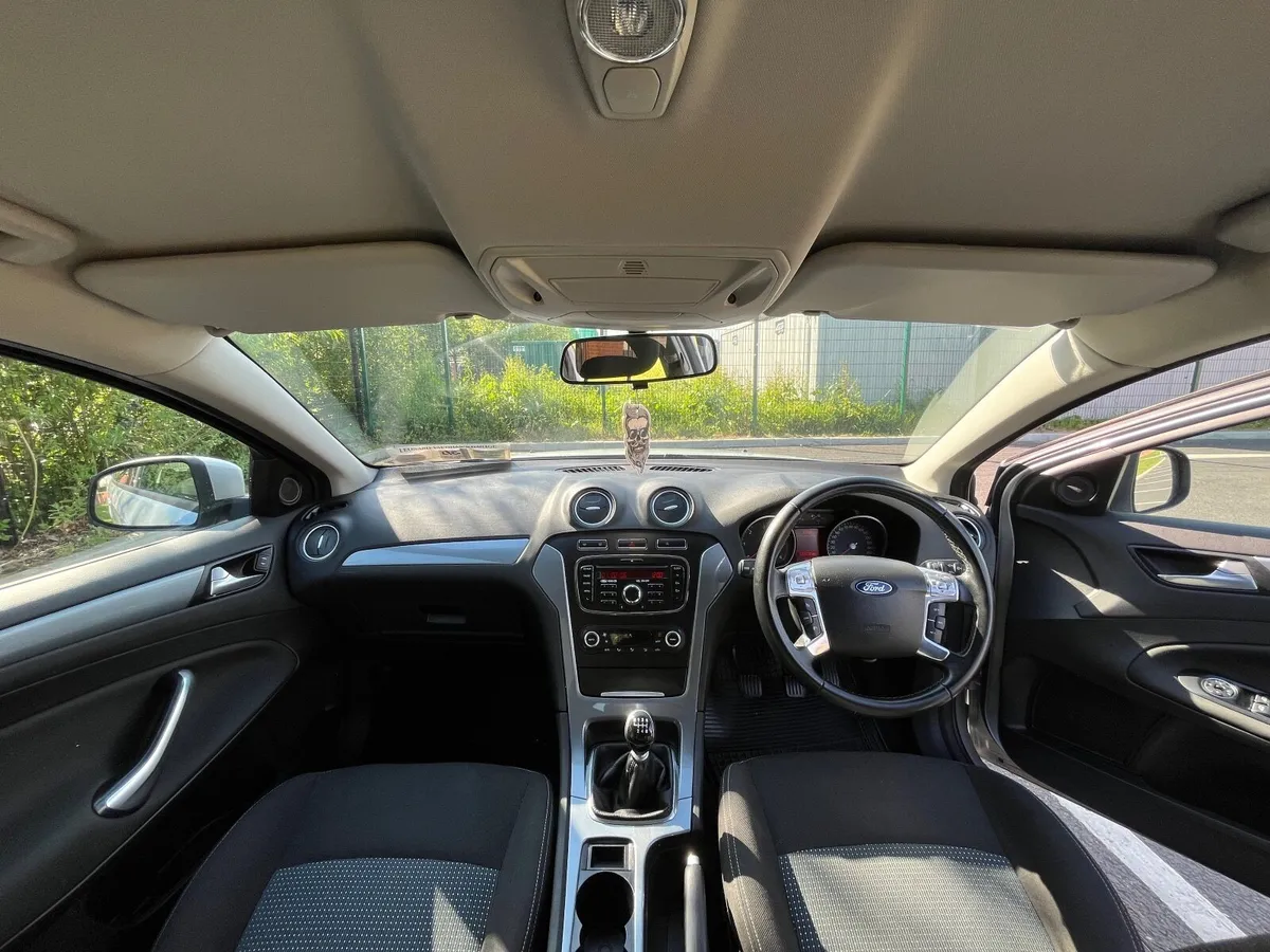 Ford Mondeo 2011 - Image 4