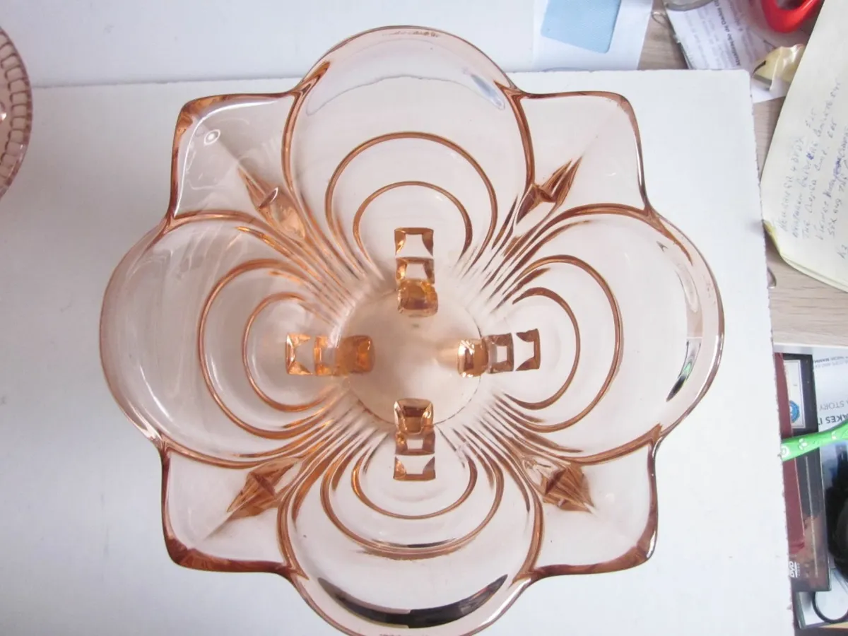 Vintage Deco Czech Pink Glass Large Footed Vase c. - Image 3