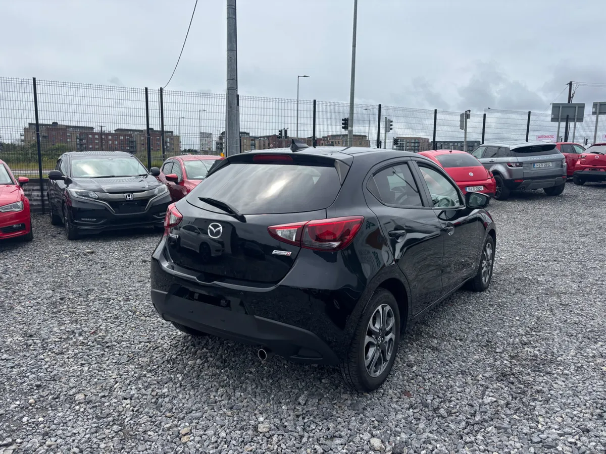 Mazda Demio - Image 4
