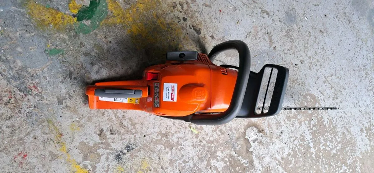 Chainsaw - Image 2