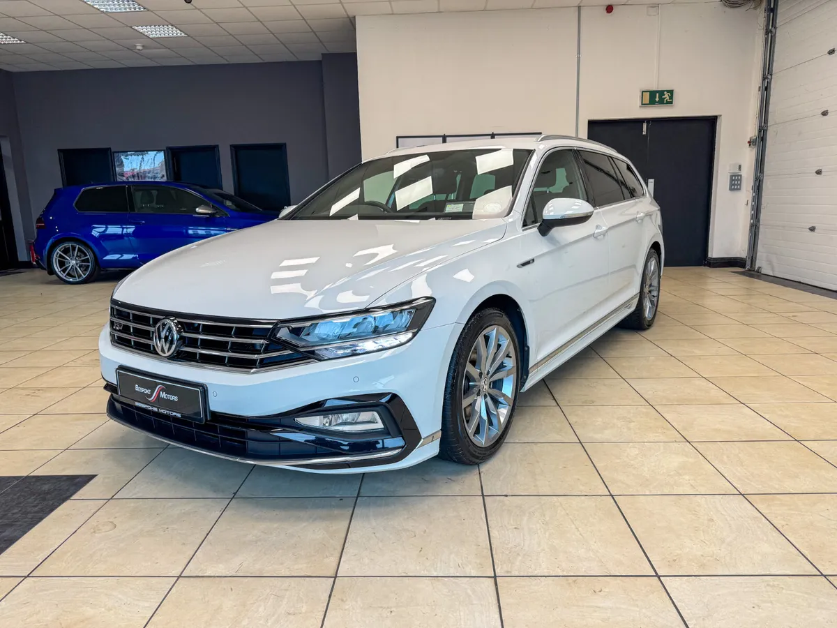 Volkswagen Passat R-Line - Image 4