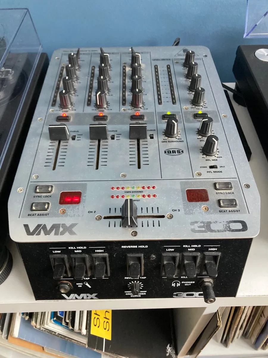 Technic 1210 Turntables - Image 3