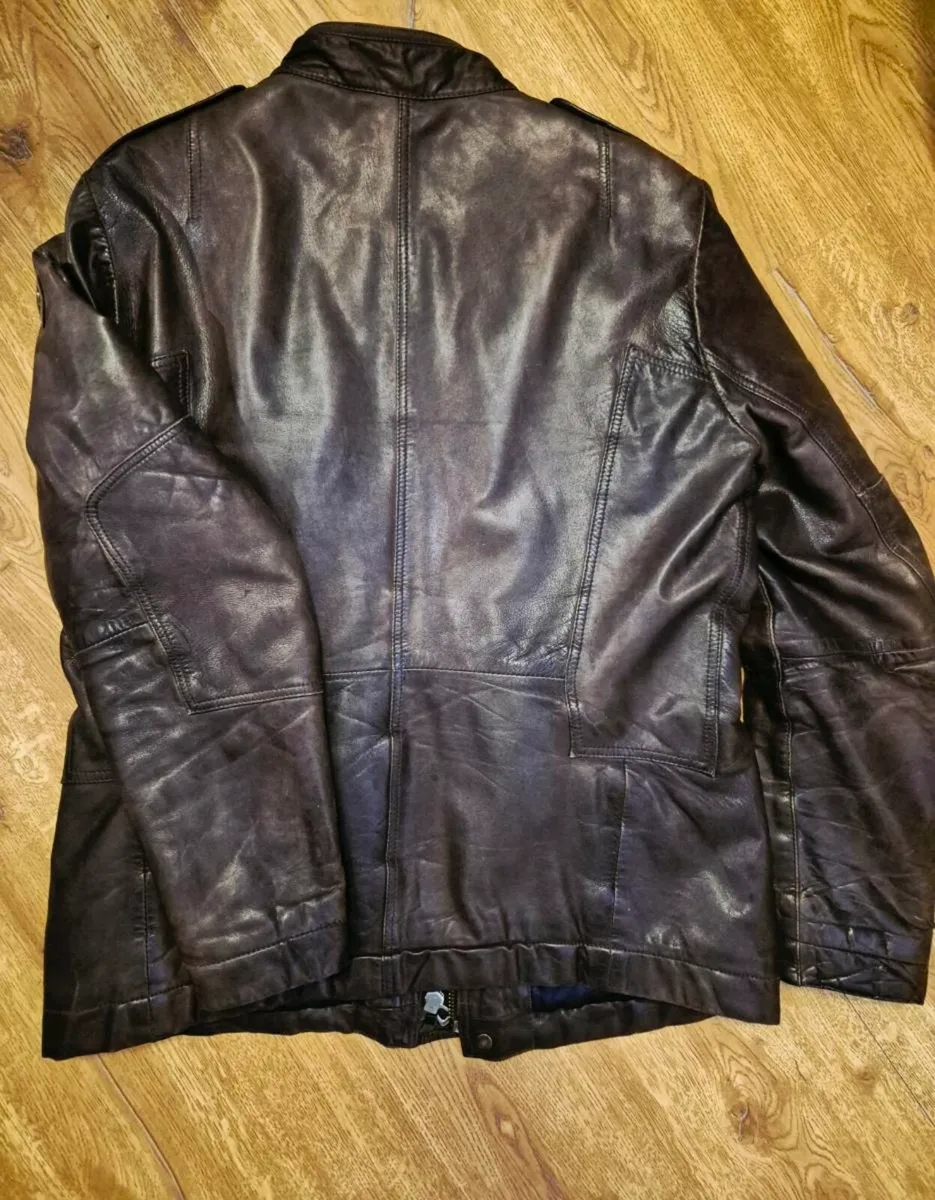 Boss Orange Leather Jacket Size M/L - Image 4