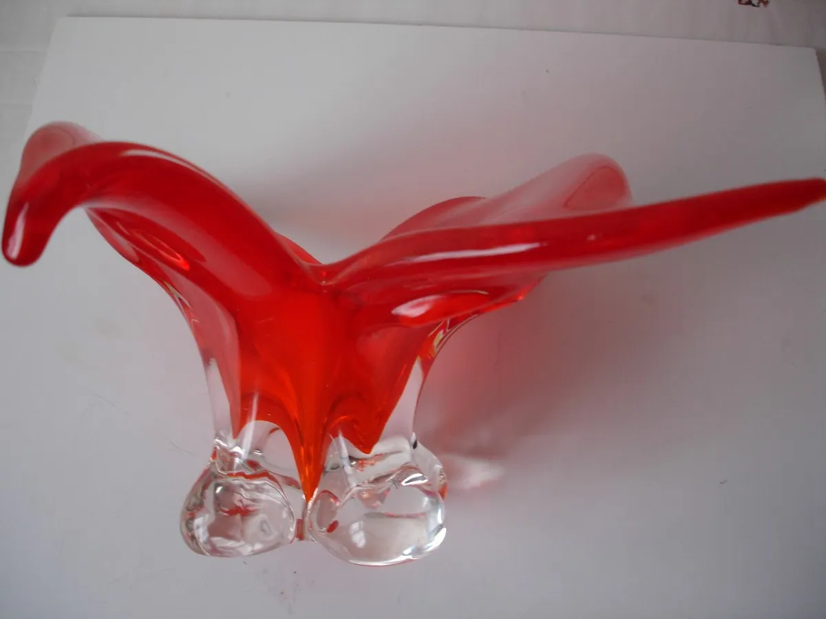 Large Sculptural Red Art Glass Centerpiece - Image 4