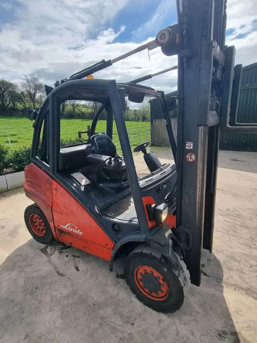 2007 LINDE 4 TON FORKLIFT - Image 2