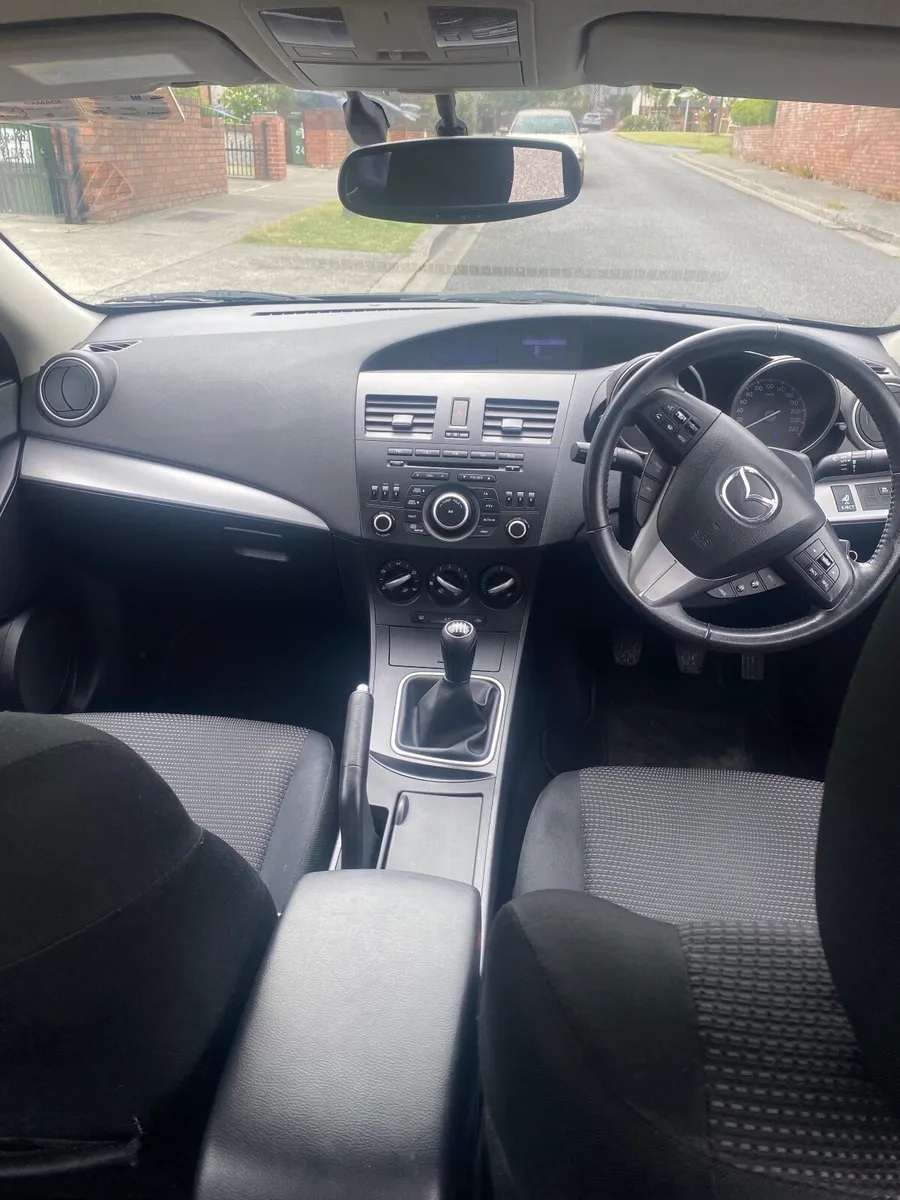 Mazda Mazda3 2012 NCT 05/26 - Image 4