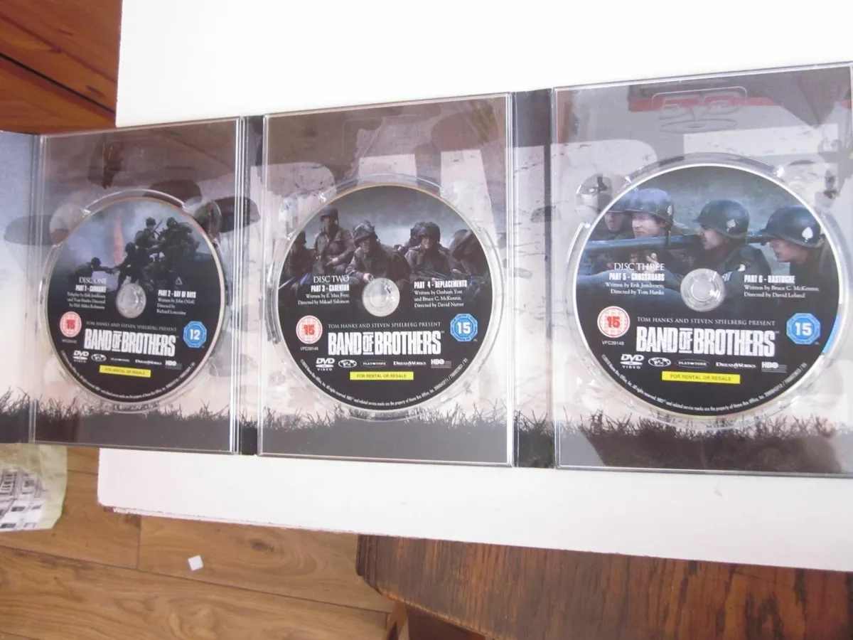 Band of Brothers Tin 6 DVD's - Image 4