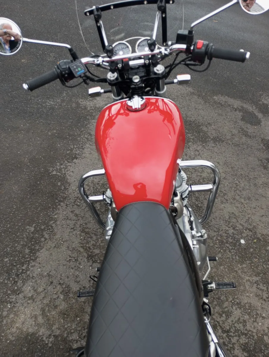 Motorcycle - Image 4