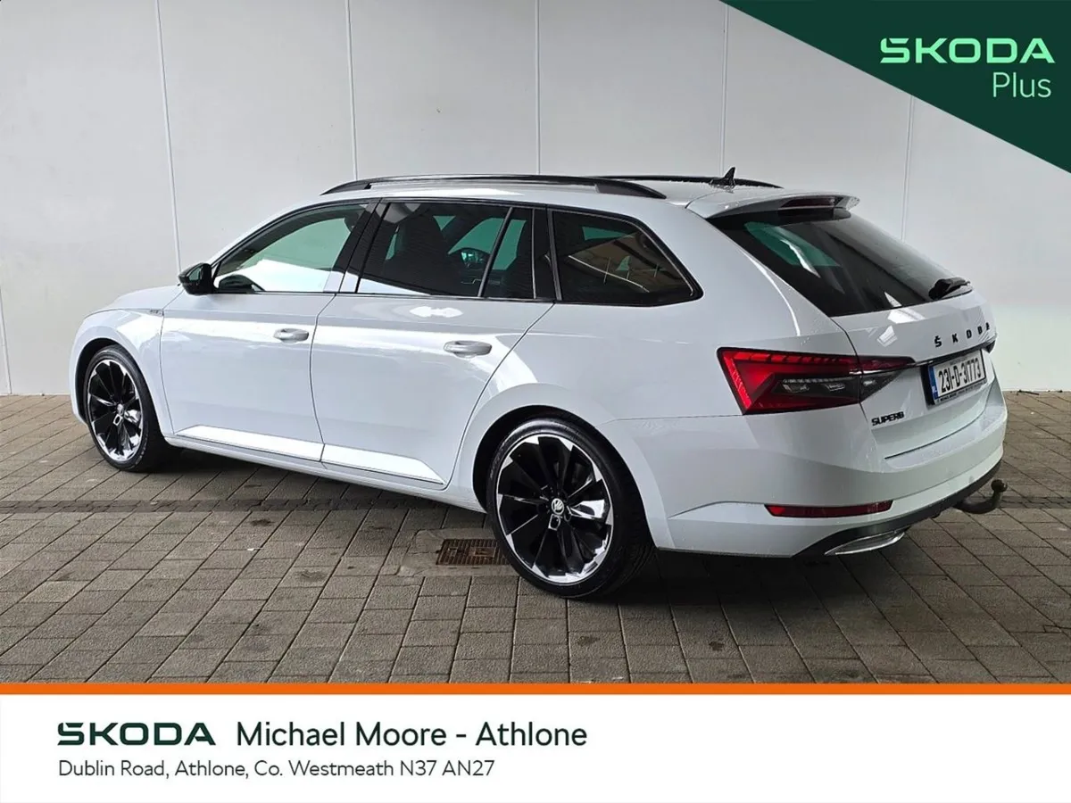 Skoda Superb Superb C SPT 2.0tdi 150HP DSG - Image 3