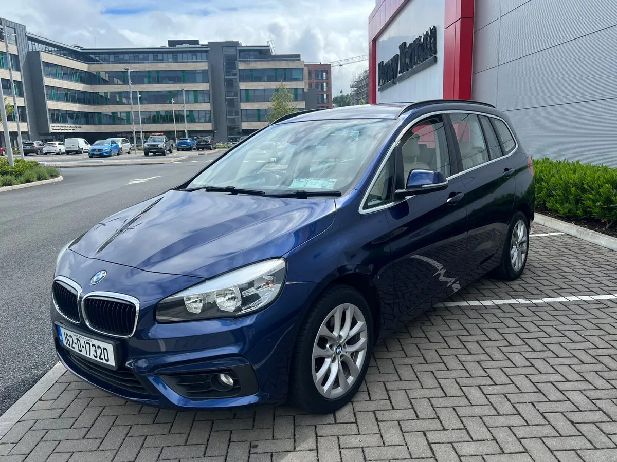 BMW 2-Series 2016 Automatic 7 seats - Image 4