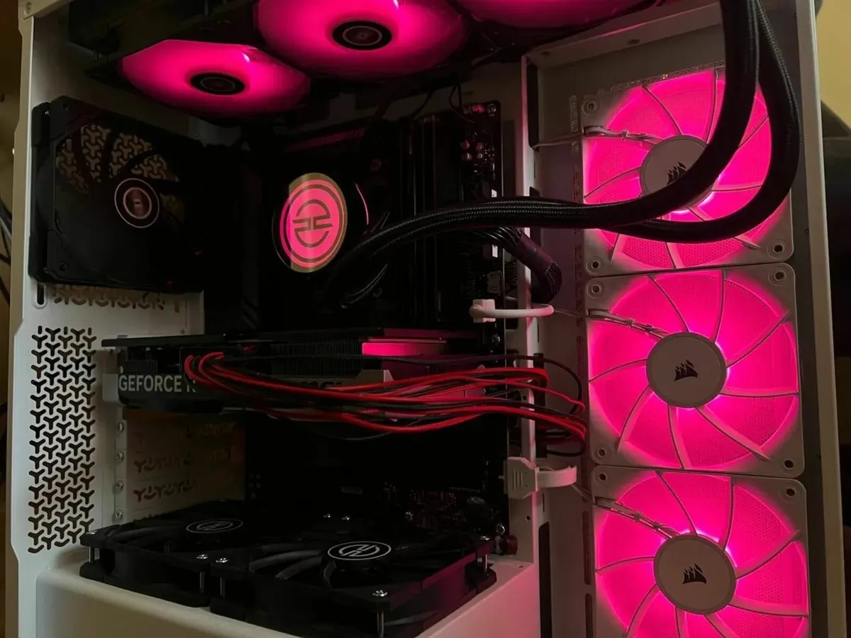 Custom Built ULTIMATE HIGH SPEC Gaming PC - Image 1