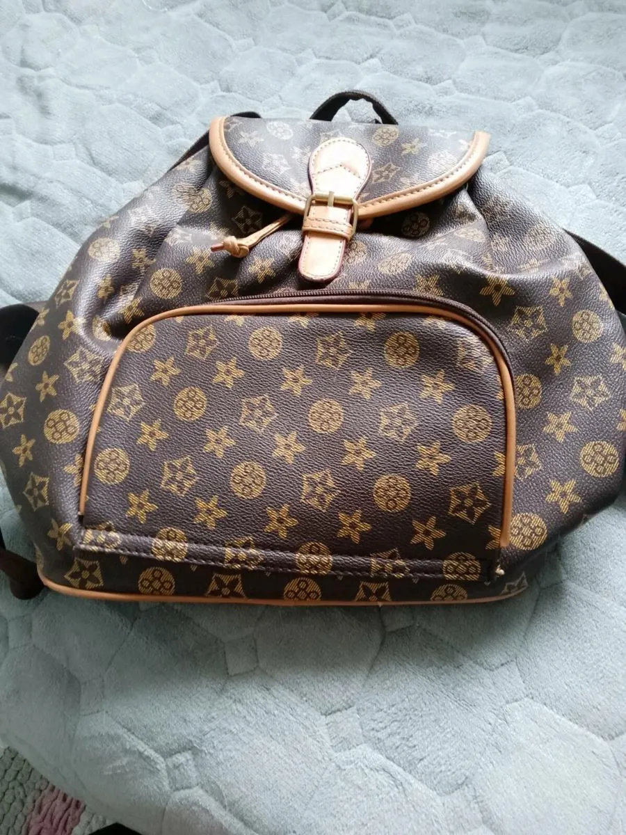 Handbag 16 - Image 1