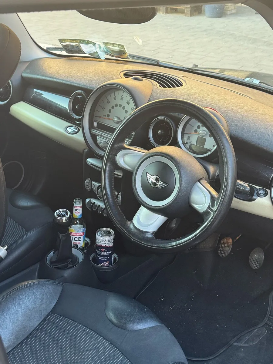 Mini Cooper - Image 4