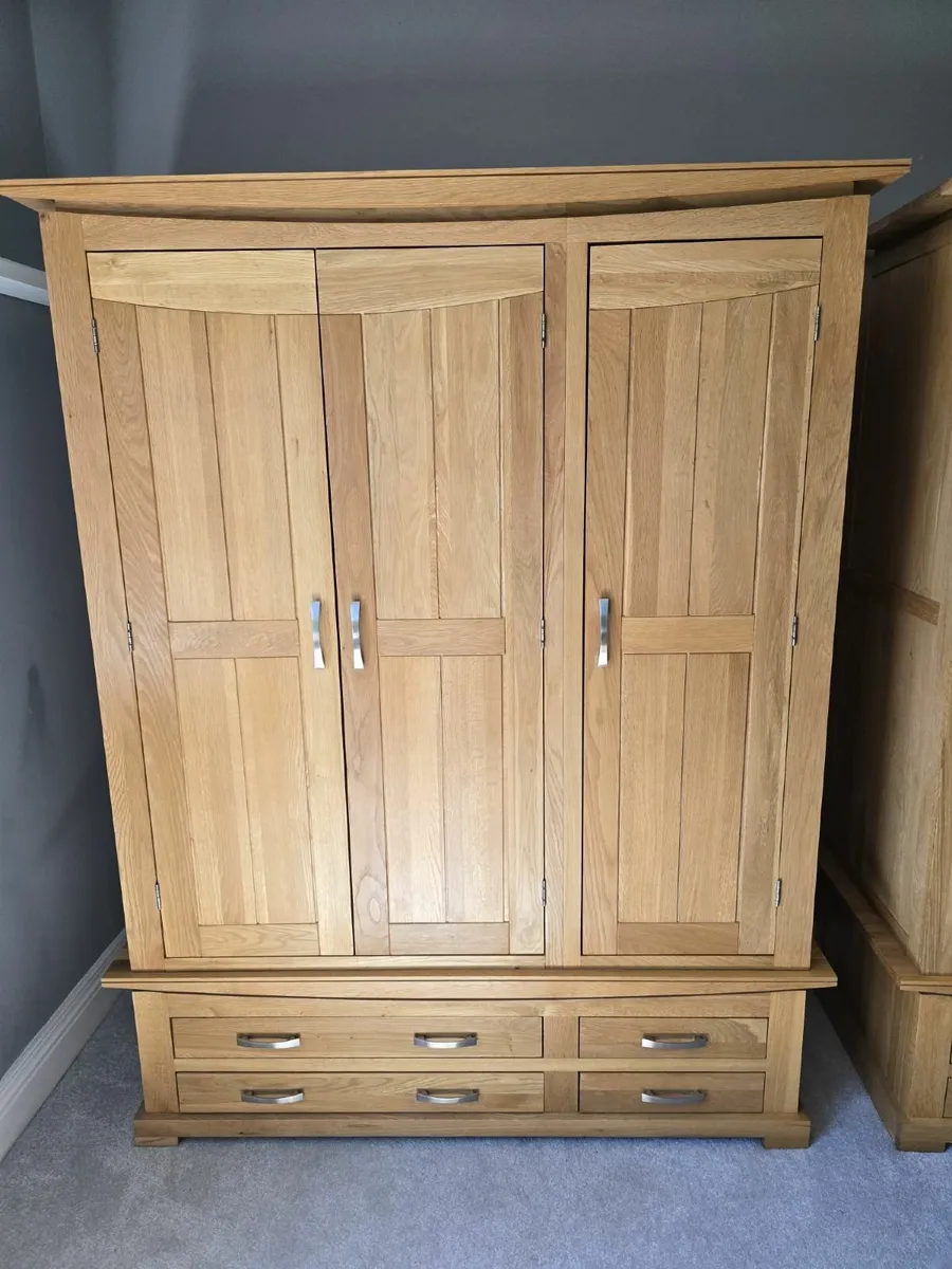 Triple Solid Oak Wardrobe - Image 1