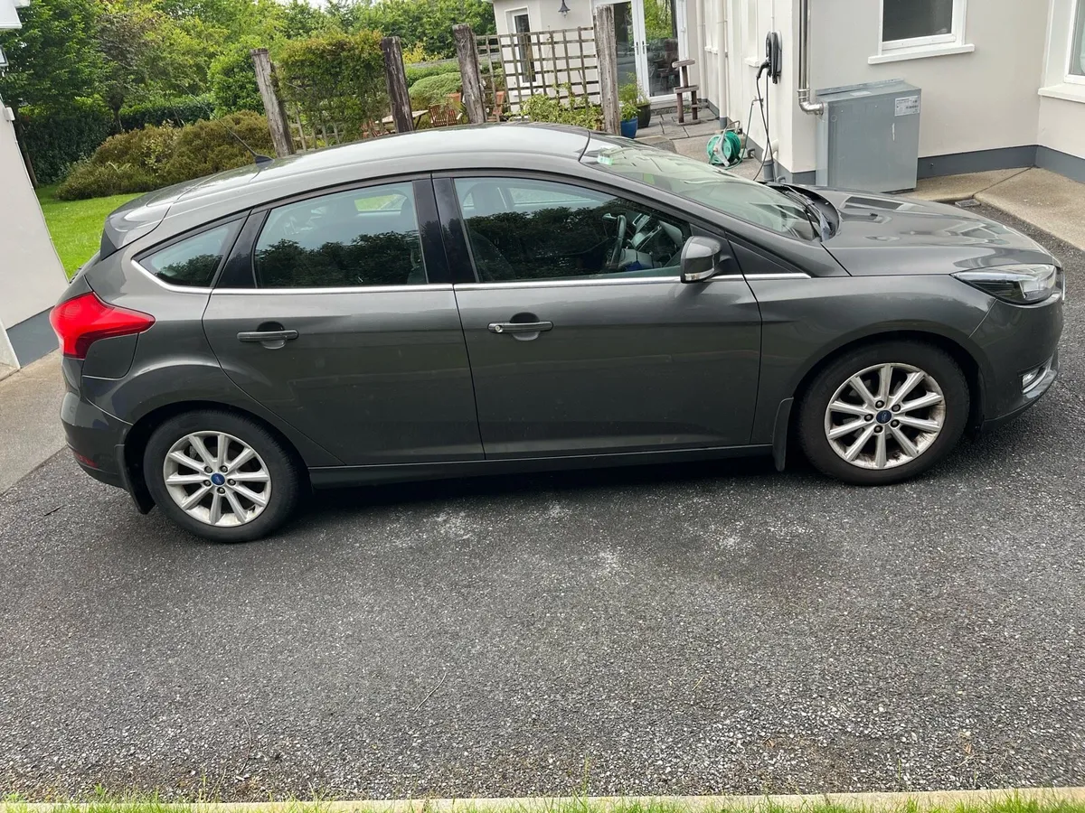 Ford Focus - Image 4