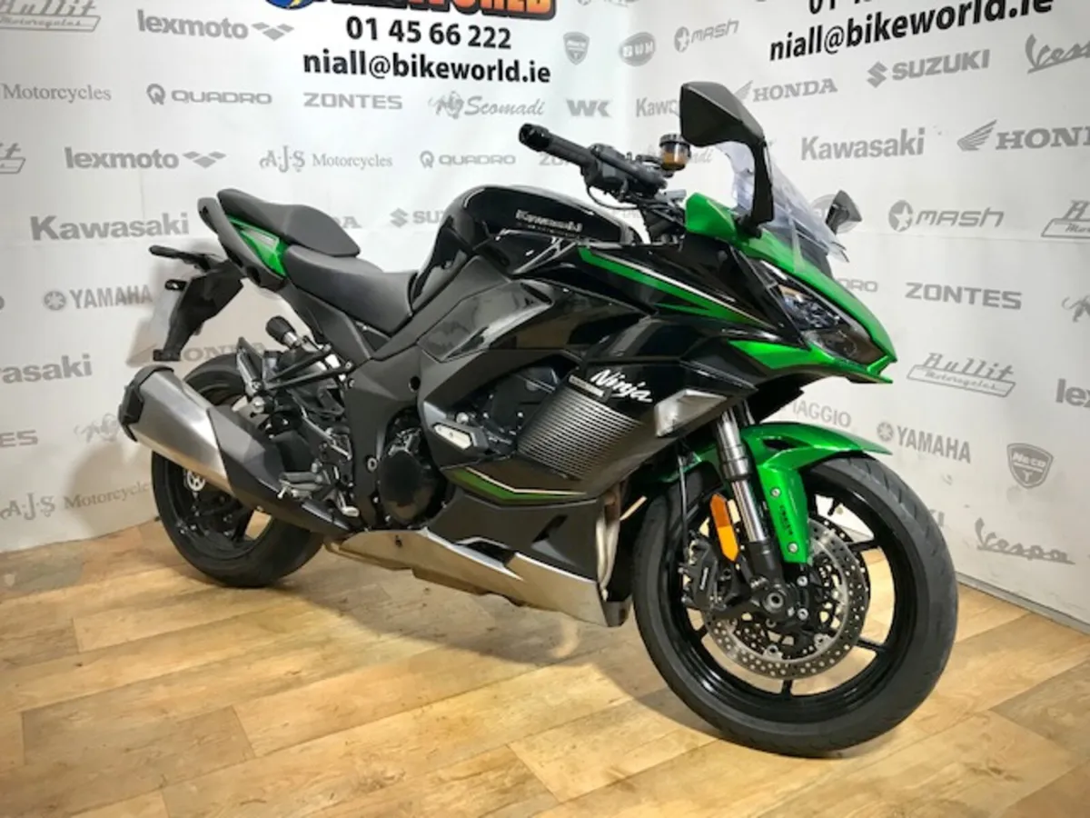 PRE-OWNED Kawasaki Ninja 1000SX 2023 - Image 3