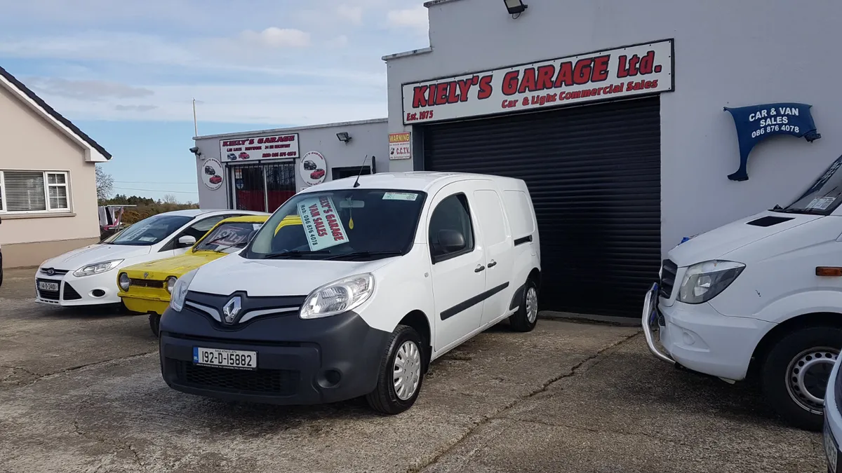 Renault Kangoo MAXI 192D AS NEW VAT INVOICE - Image 3