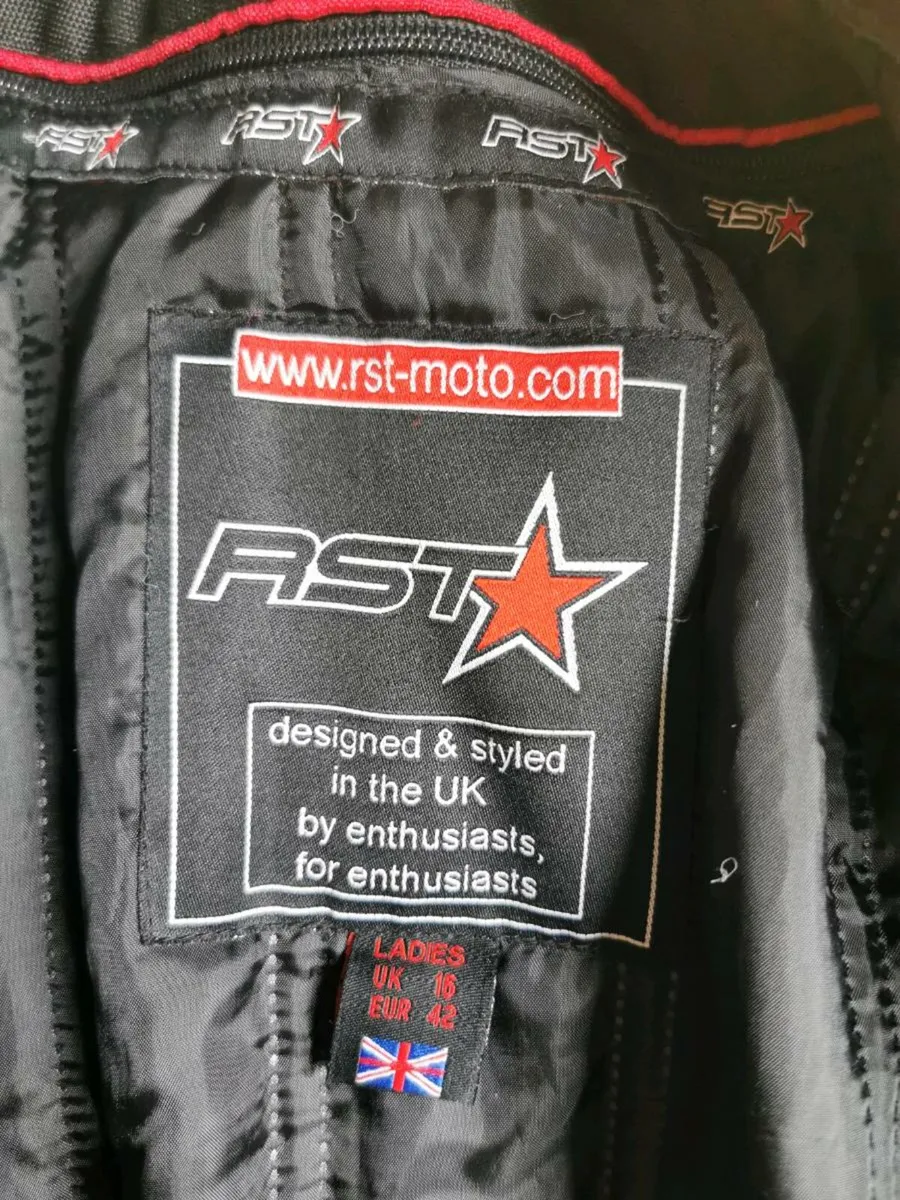 Ladies RST motorbike jacket, trousers and boots - Image 3