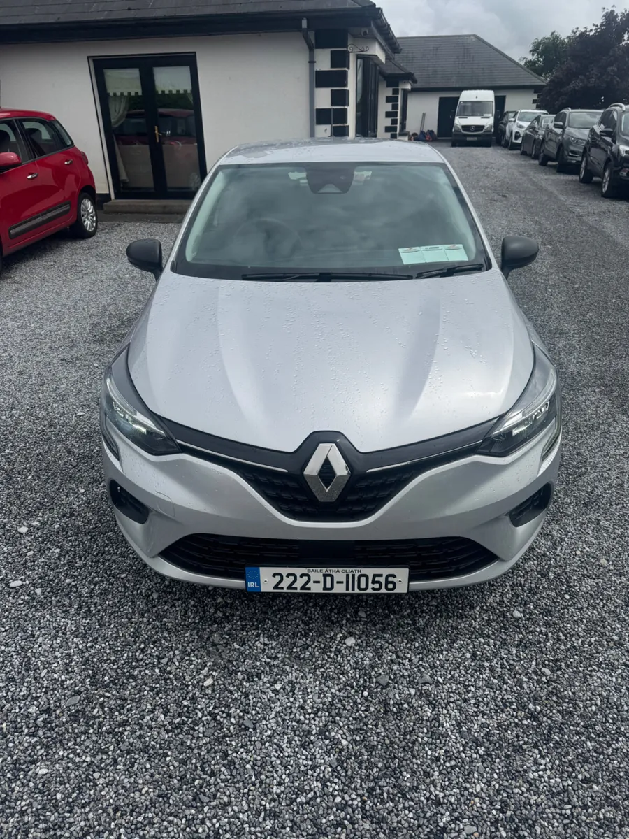 Renault Clio 2022 - Image 3