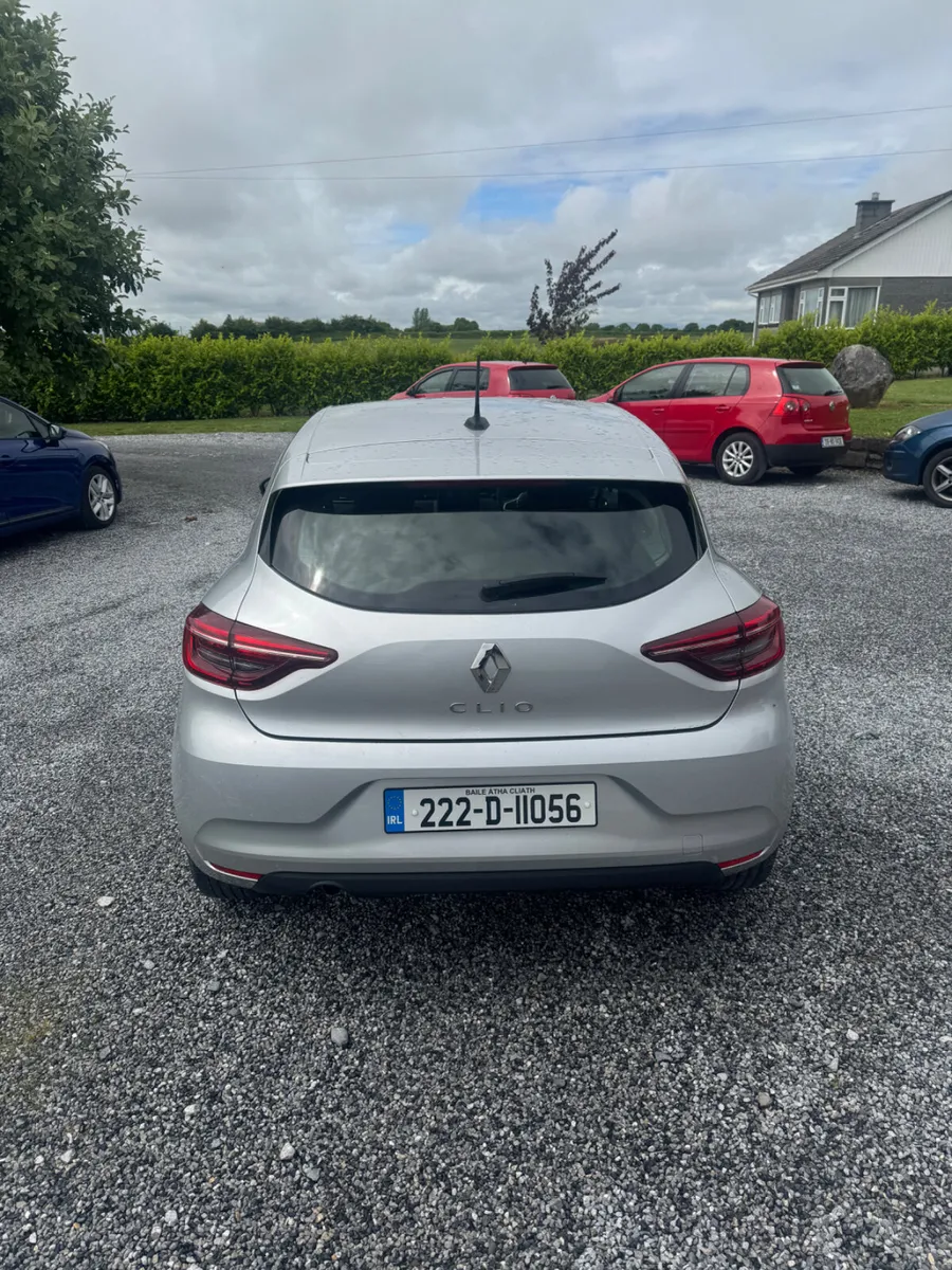Renault Clio 2022 - Image 4