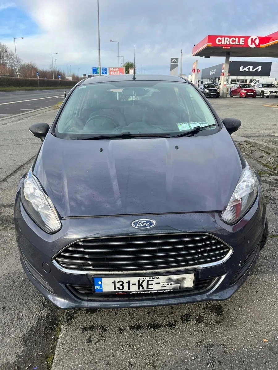 Ford Fiesta 2013 - Image 2