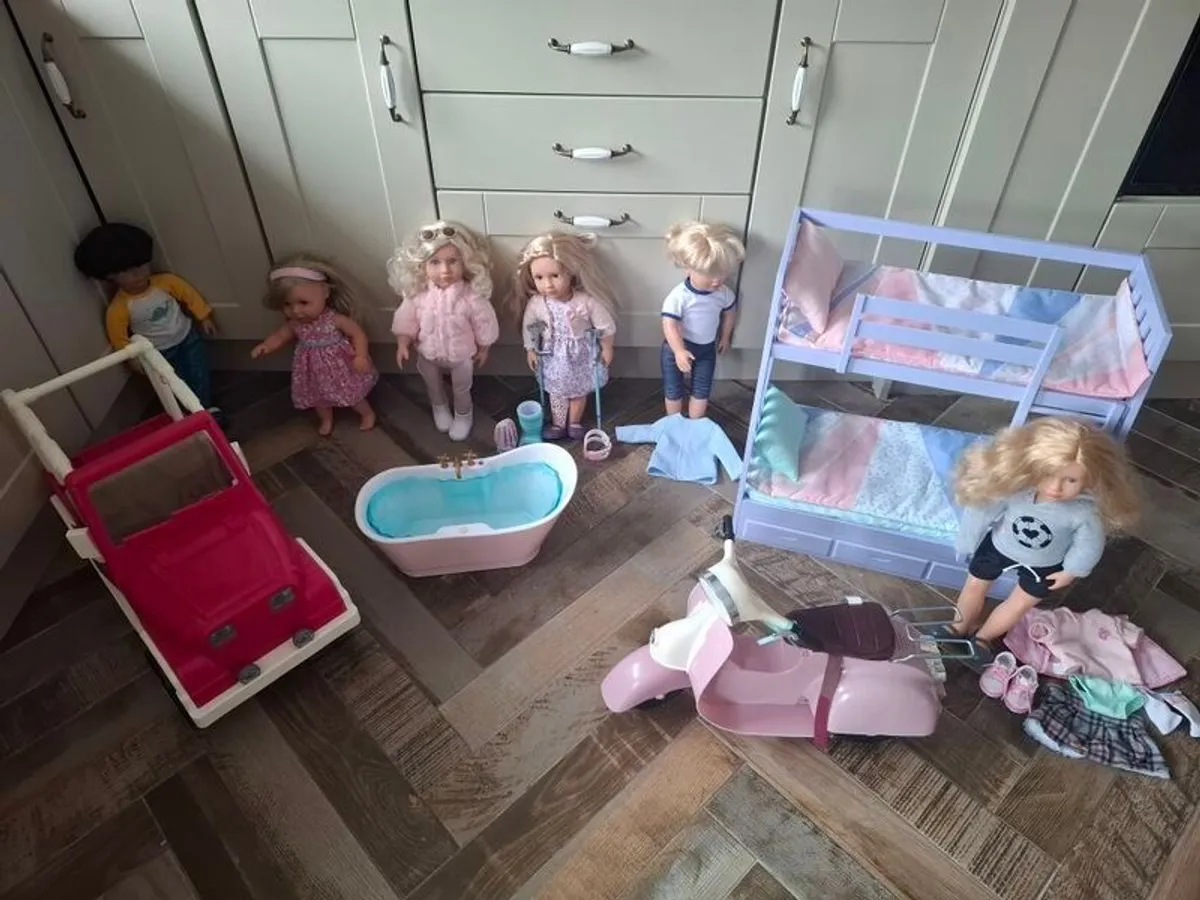 dolls open to offers - Image 4