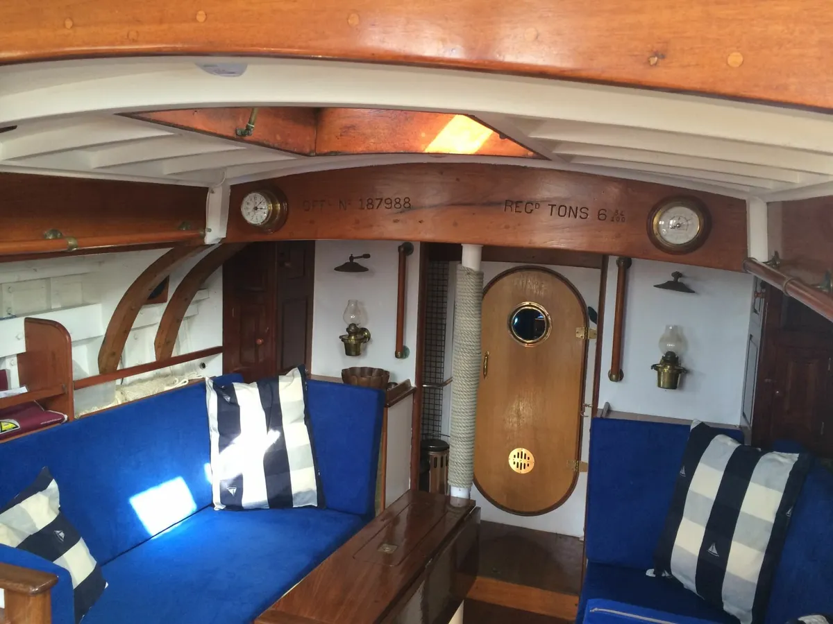 Classic Yacht - Image 2