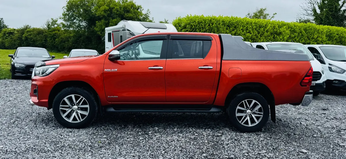 Toyota Hilux 2019 *NO VAT* INVINCIBLE 4DR AUTO - Image 4