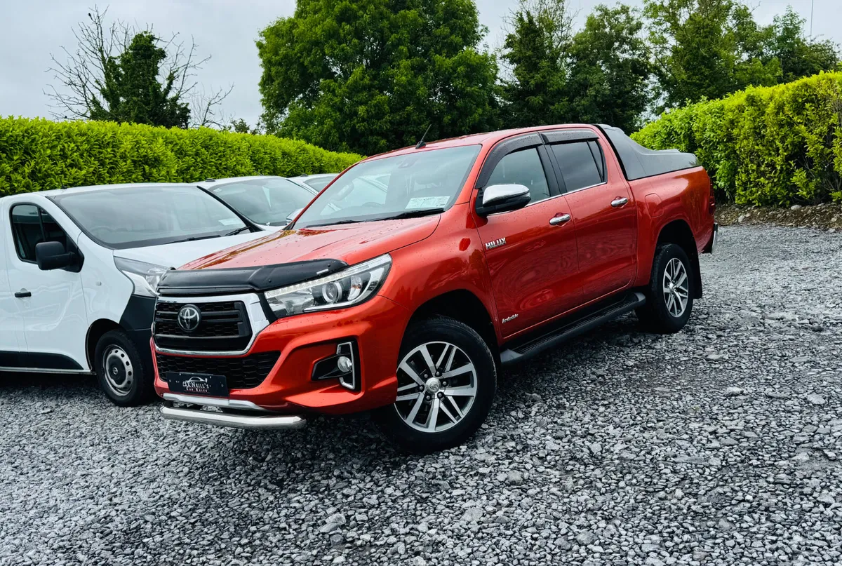 Toyota Hilux 2019 *NO VAT* INVINCIBLE 4DR AUTO - Image 2