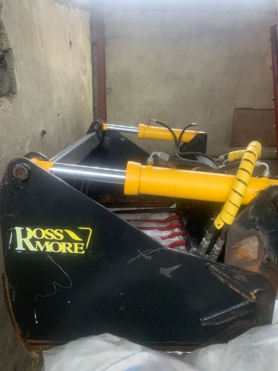 Shear grab 5 foot Rossmore - Image 1
