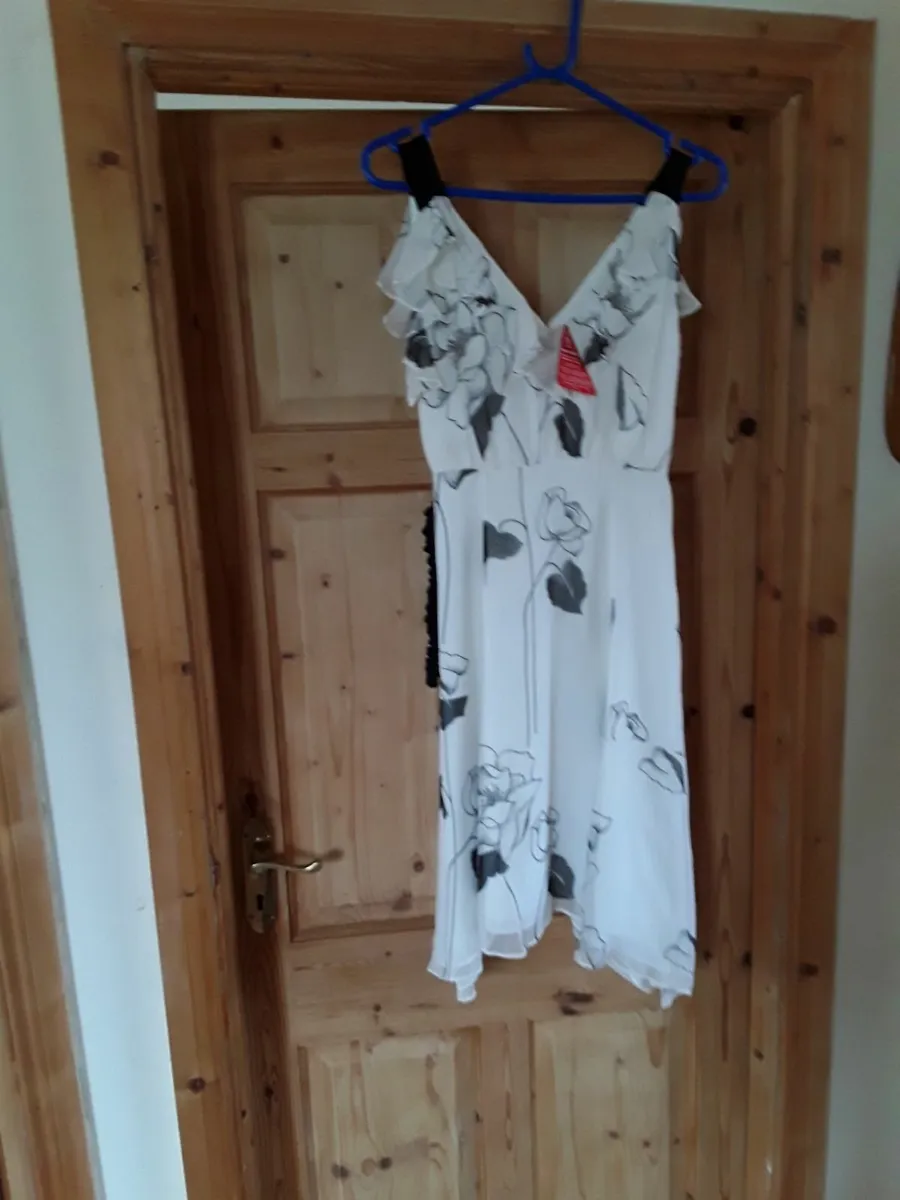 Brand new ladies dress size 8 - Image 1