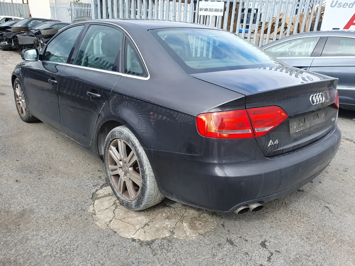 11 AUDI A4  SE 2.0 TDI (CAH) FOR BREAKING - Image 4