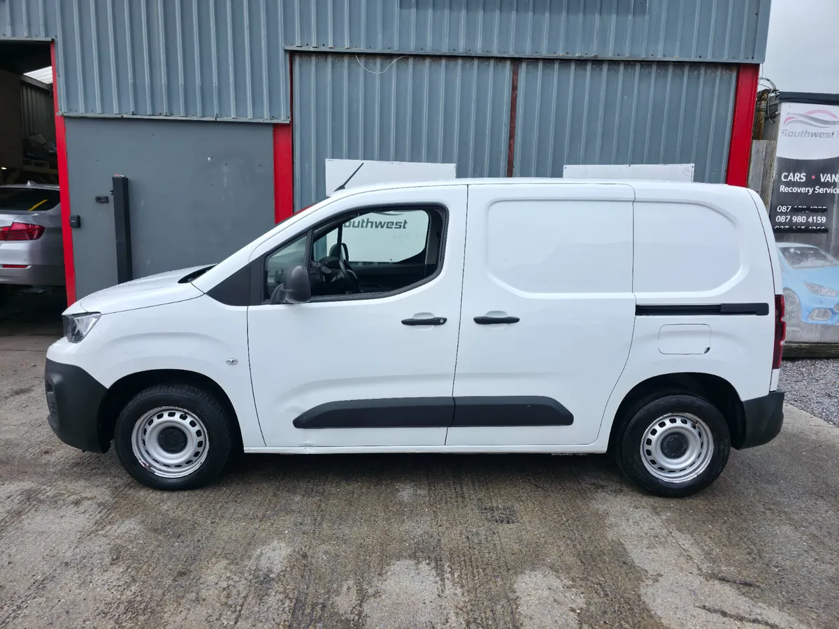 2020 Peugeot Partner **DOE 03-26** - Image 3