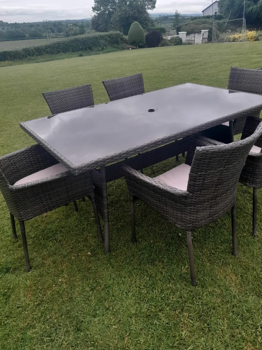 Garden Furniture - Image 4