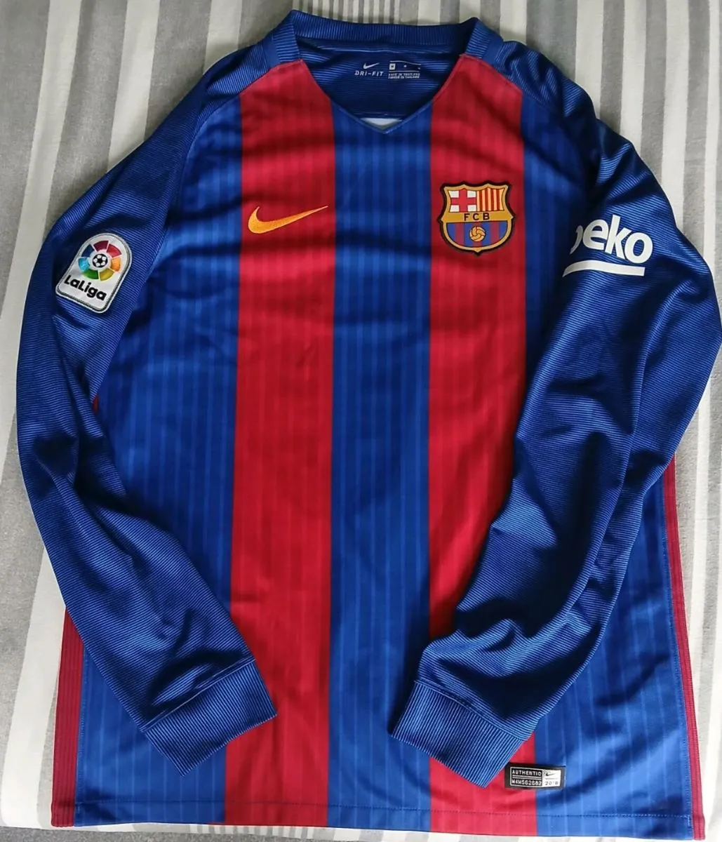 Barcelona 2016 2017 Home Long Sleeve Jersey Messi - Image 2