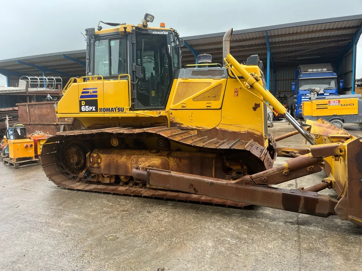 2015 Komatsu D65 PX17 Bulldozer - Image 1