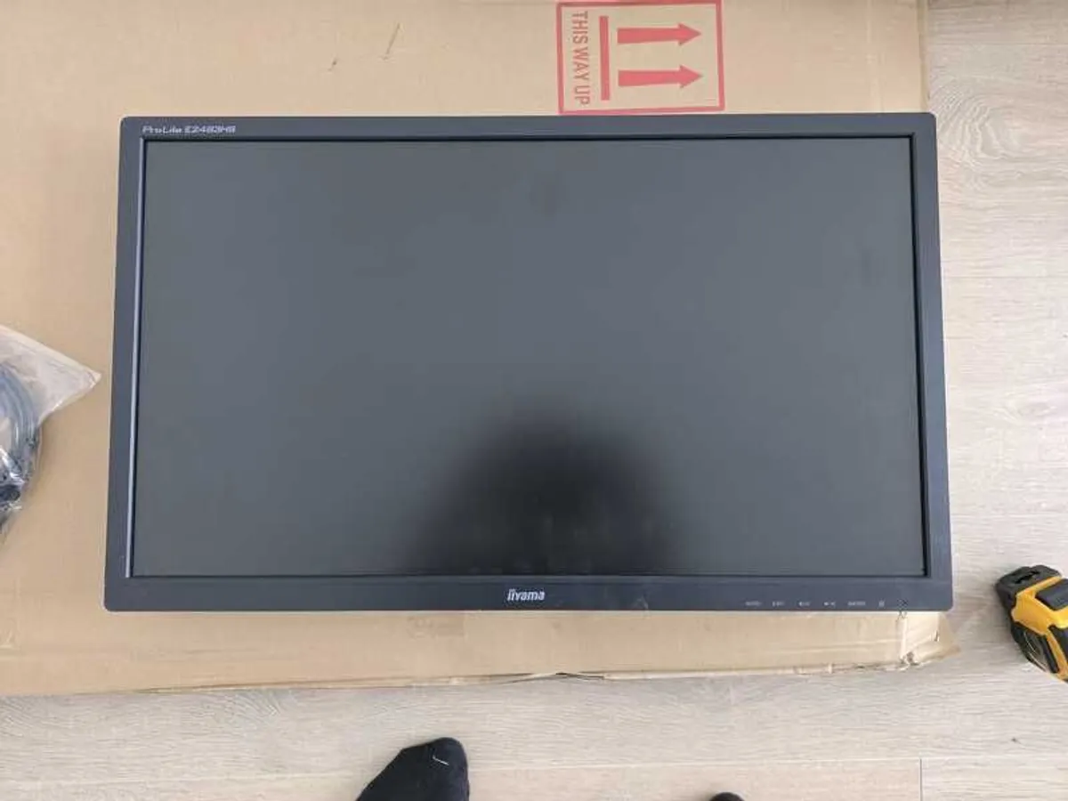 Iiyama Prolite Computer Monitor - Image 1
