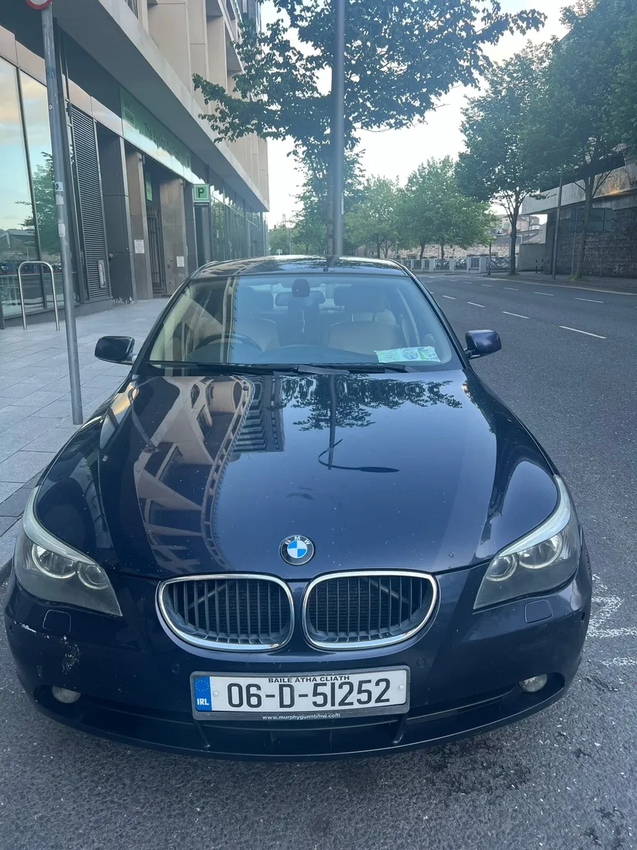 BMW 5 Series 06 - Image 1