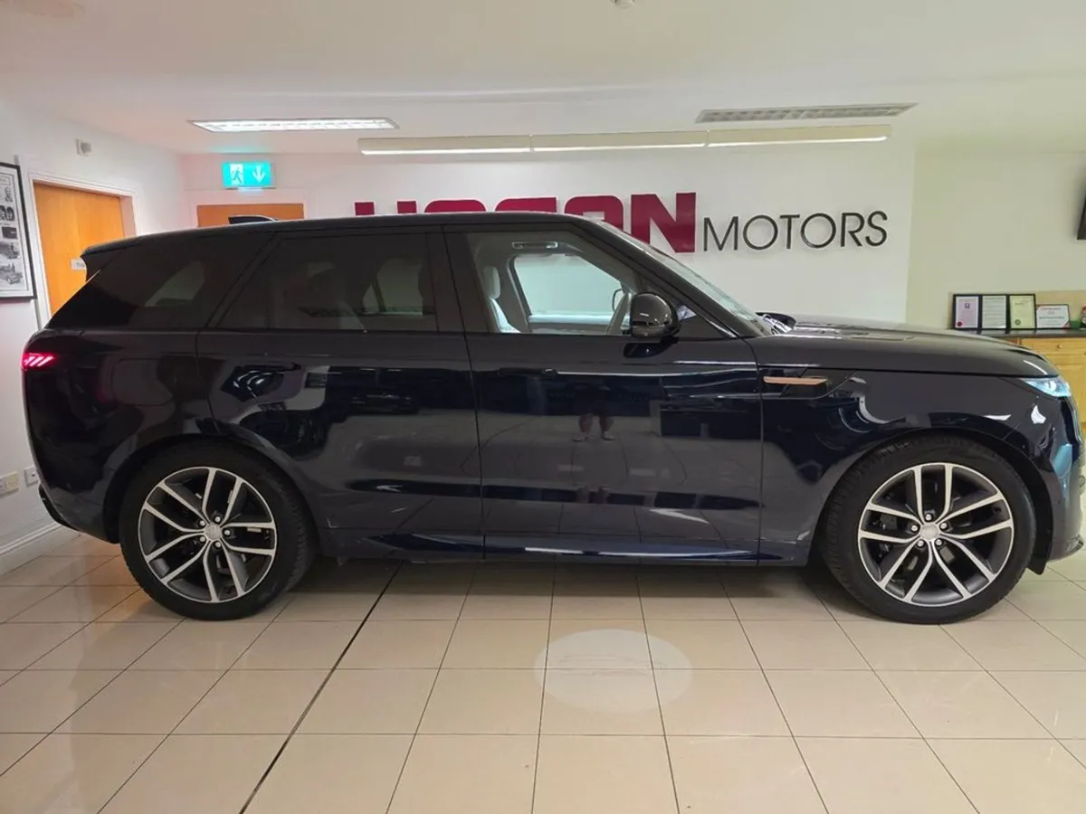 Land Rover Range Rover Sport P440e Dynamic SE Pet - Image 3